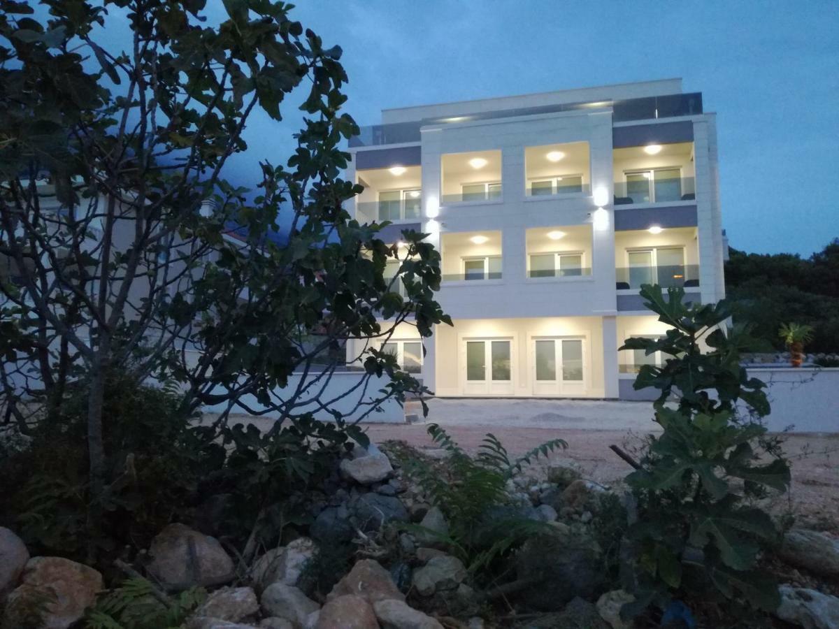 Apartments Villa Hadria Makarska Exterior foto