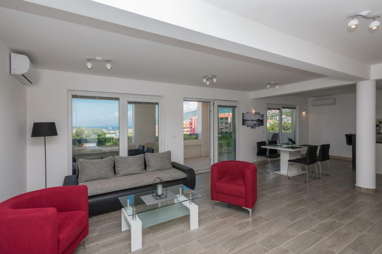 Apartments Villa Hadria Makarska Exterior foto