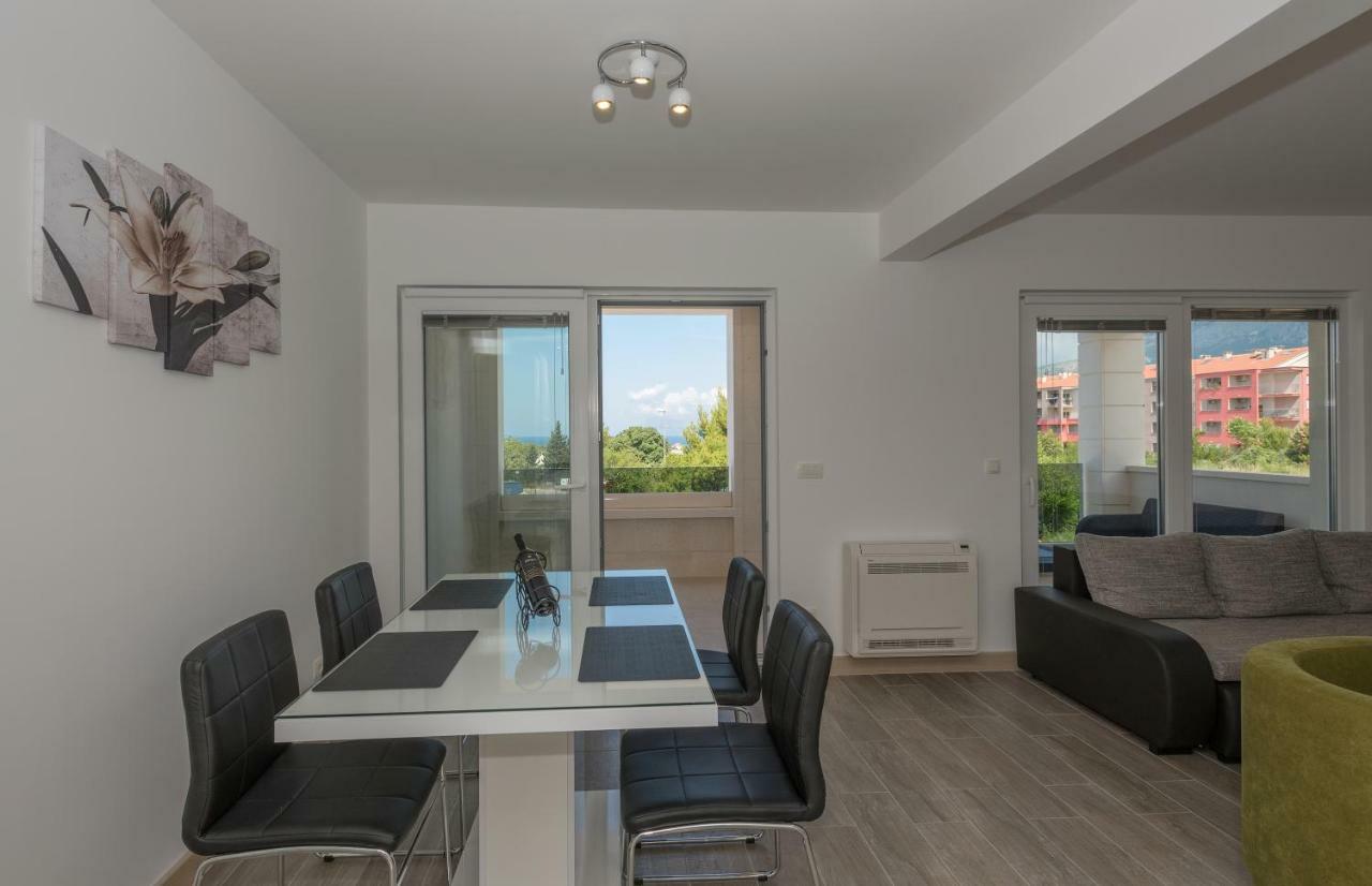 Apartments Villa Hadria Makarska Exterior foto
